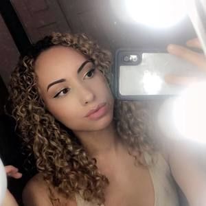 Meet your Posher, Veronica